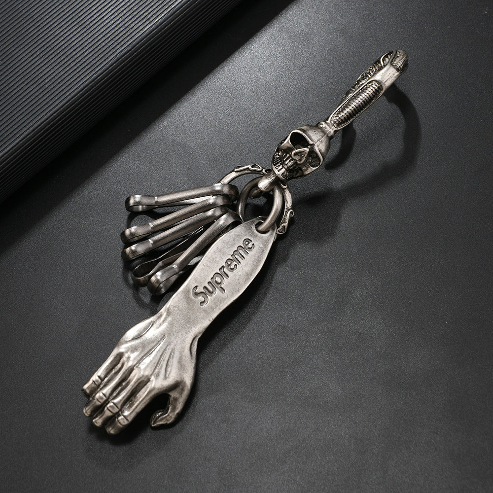 Wholesale Creative Skull Cross Pendant Car Metal Keychain Pendant Accessories