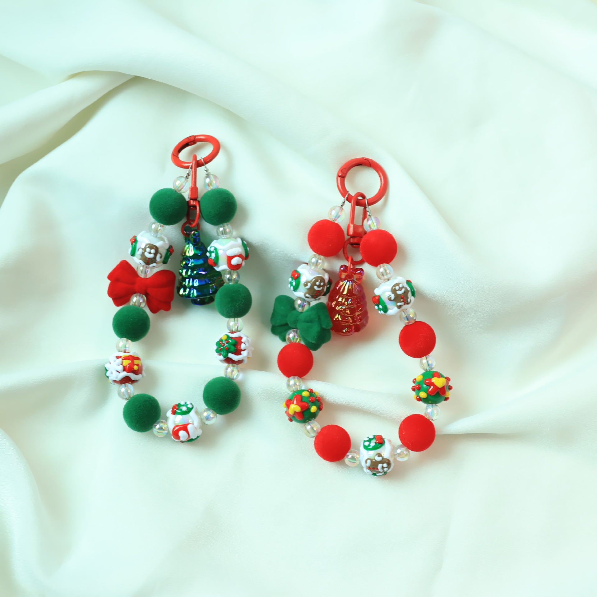 Wholesale Christmas Plush Gingerbread Man Beaded Phone Chain  Keychain Bag Charm Decorative Accessory For Holiday Gift