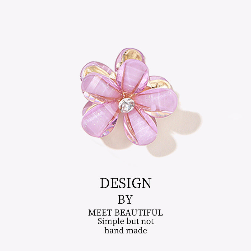 Wholesale Crystal five-petal flower small clip
