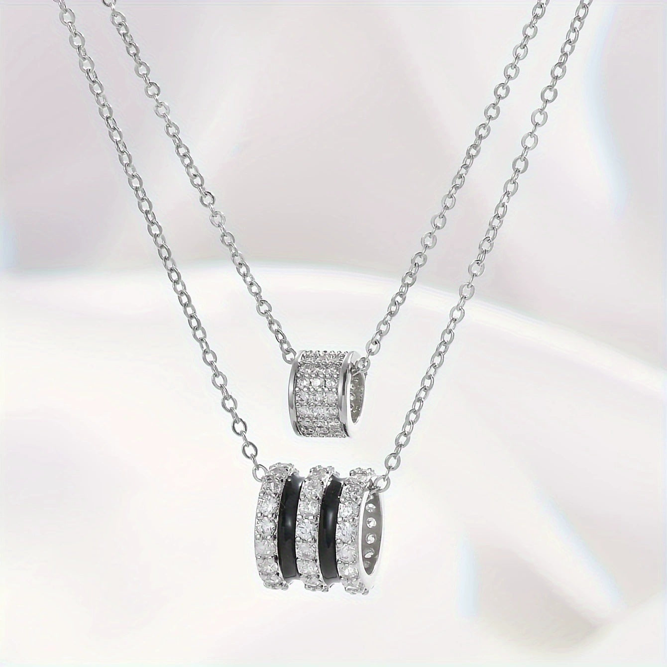 Wholesale Women S Curved Waist Copper Zircon Pendant Necklace Simple Collarbone Chain Trendy Jewelry Accessory Boutique Gift