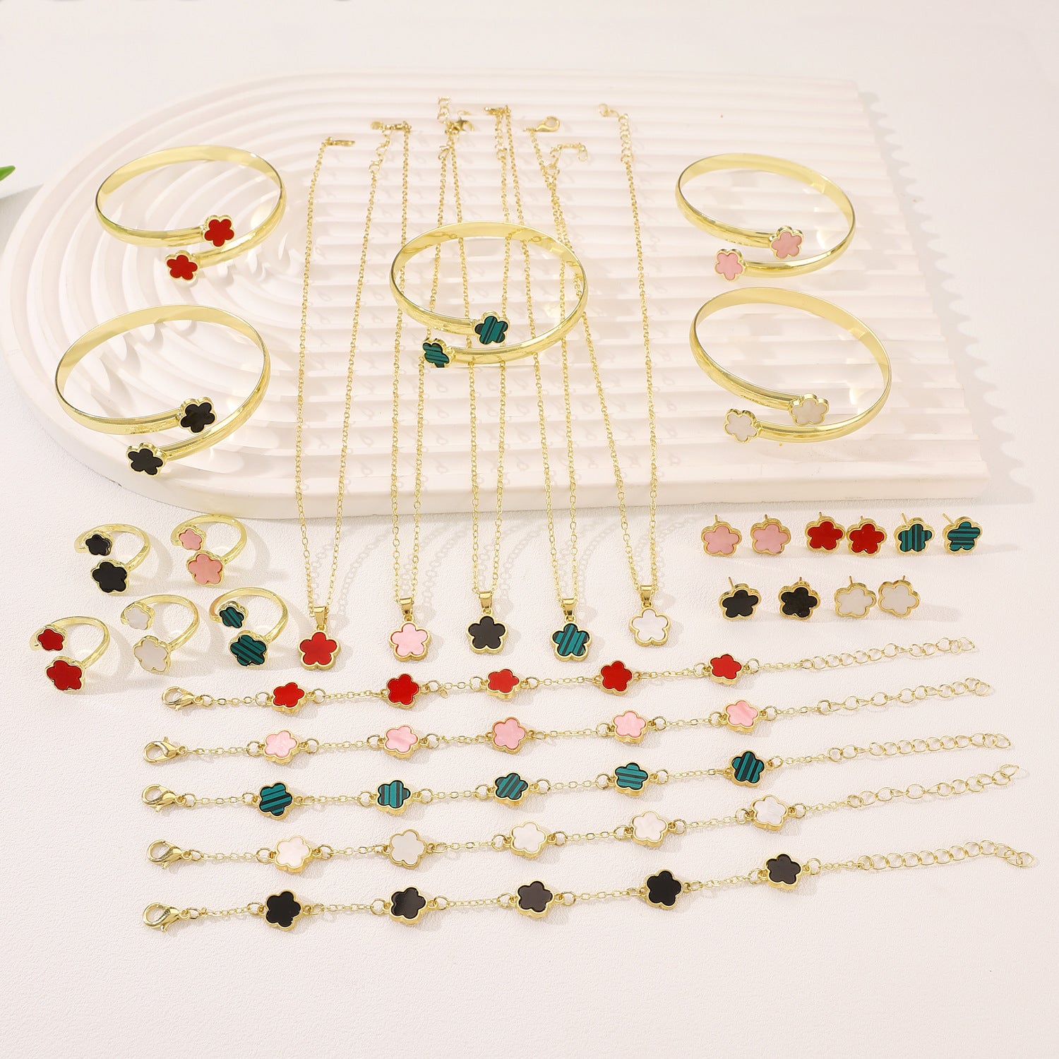 Wholesale Five Leaf Clover Jewelry Set