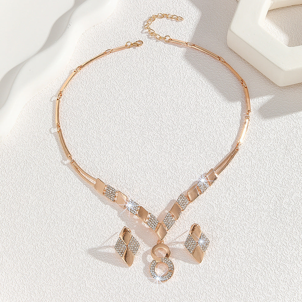 Wholesale Metal Figure-Eight Necklace and Earring Set Women' s Jewelry Set