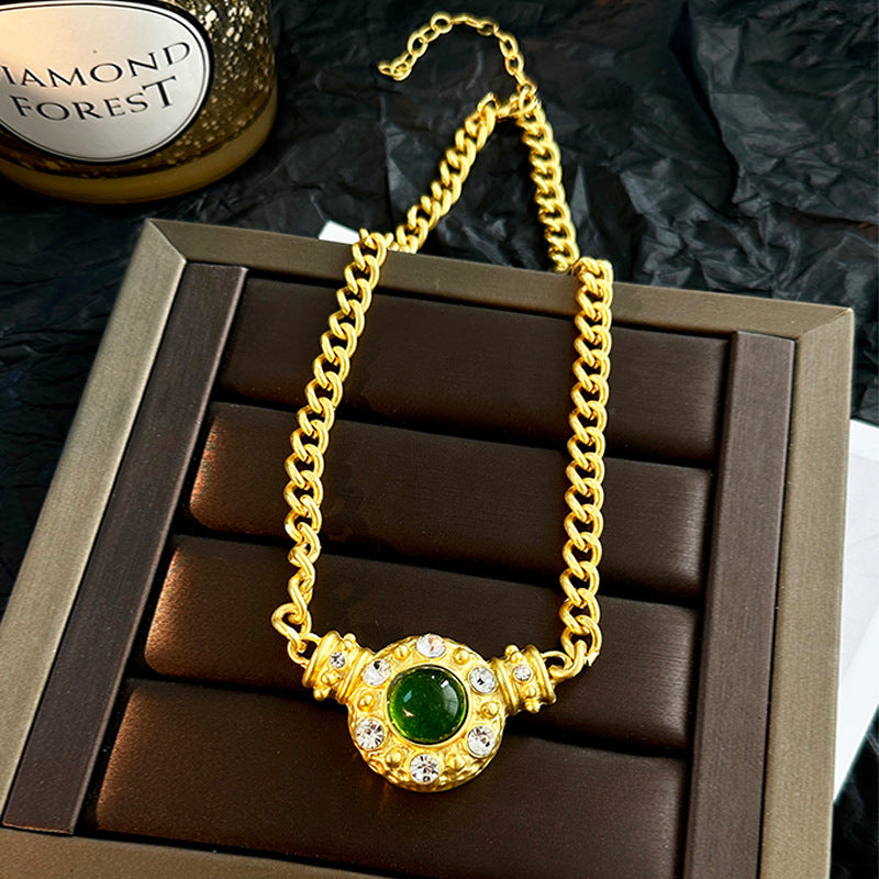 Wholesale Gut Alloy Diamond Medieval Style Retro Ladies Clavicle Chain Necklace