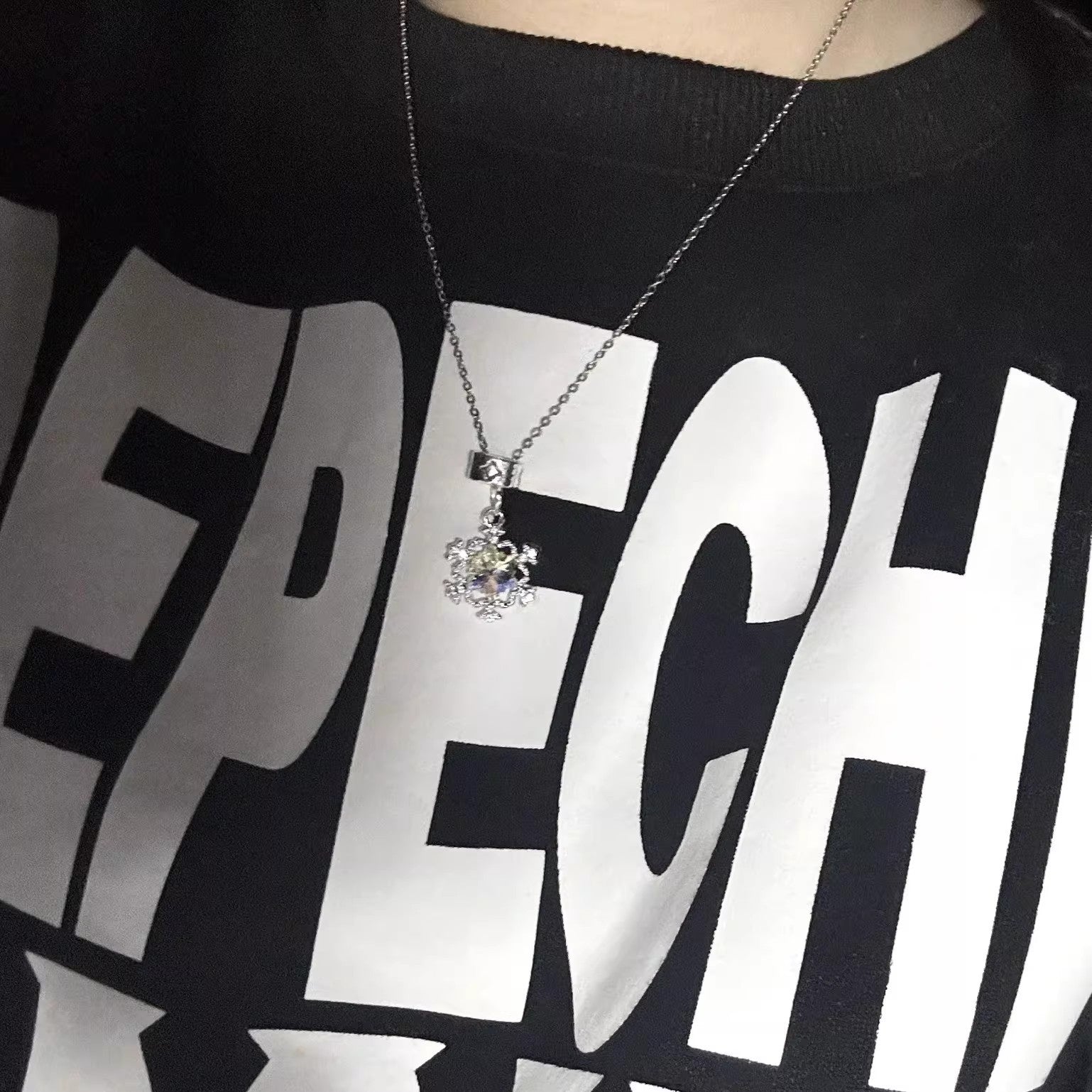 Wholesale Gradient Star Snowflake Pendant Necklace