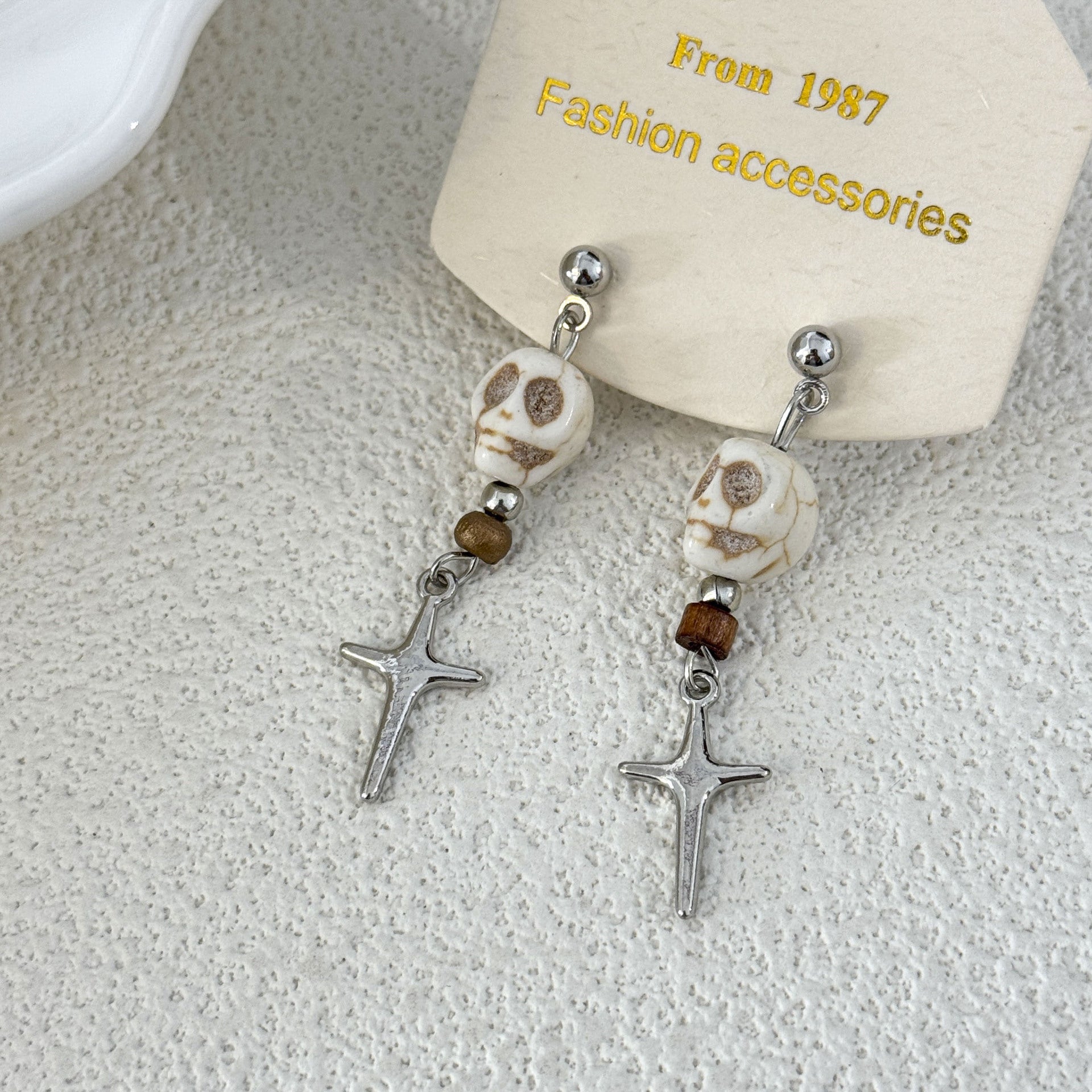 Wholesale Gothic Punk  Earrings Dark Bat Skeleton Pumpkin  Design Electroplated Alloy Stylish Party Gift