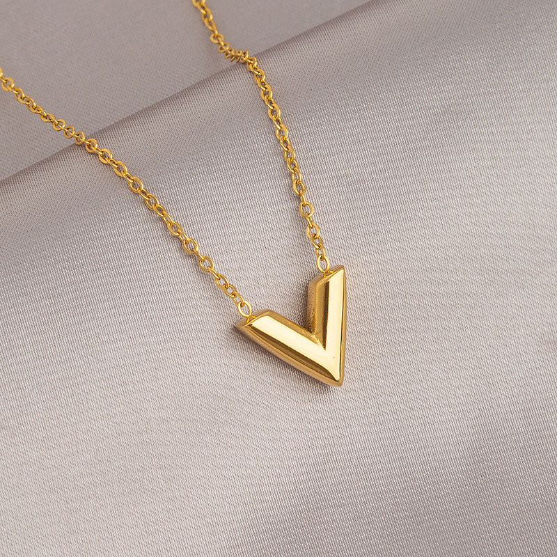 Wholesale Gold Titanium Steel Necklace for Women,  Non-Fading