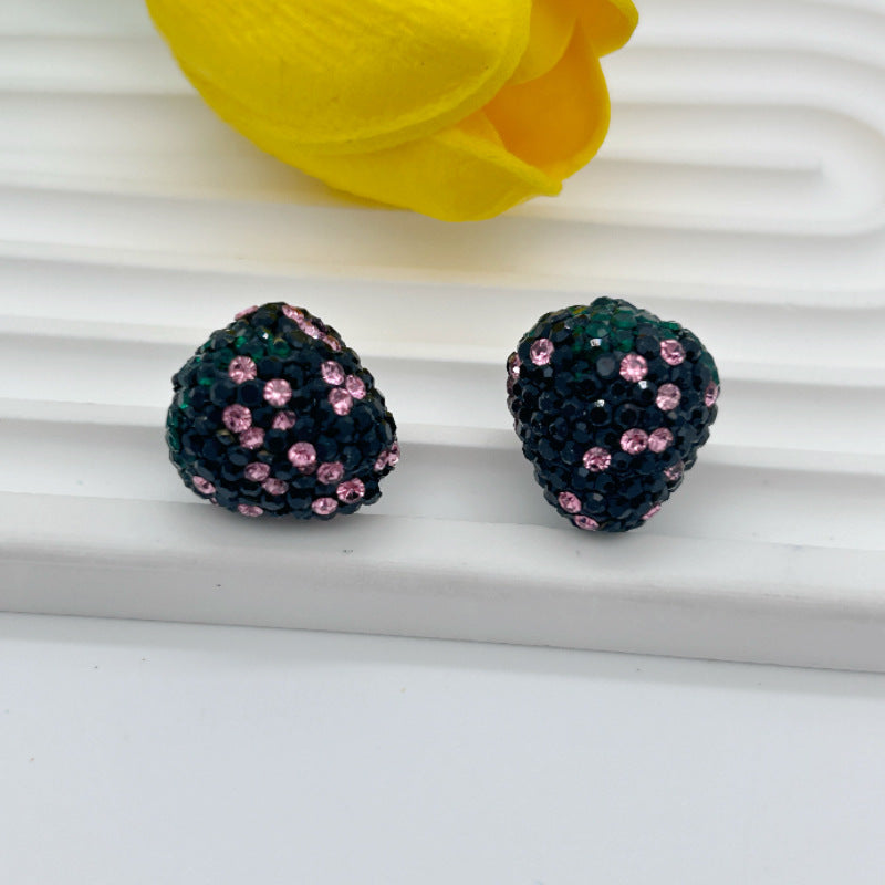 Wholesale 20pcs Strawberry clay filled with diamond beads