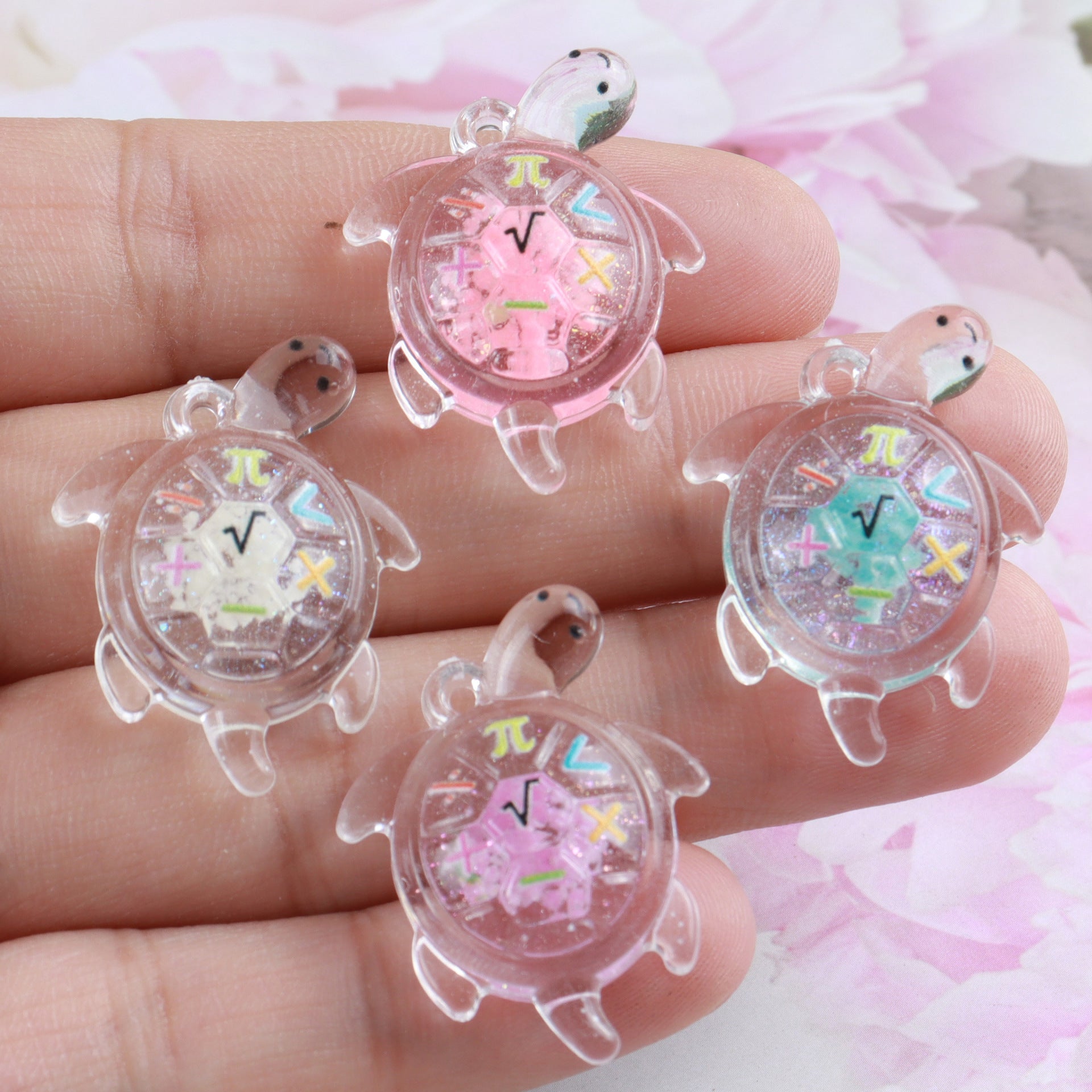 Wholesale 5pcs Cartoon Transparent Glow-in-the-dark Turtle DIY Keychain Hanging Fish Tank Acrylic Pendant