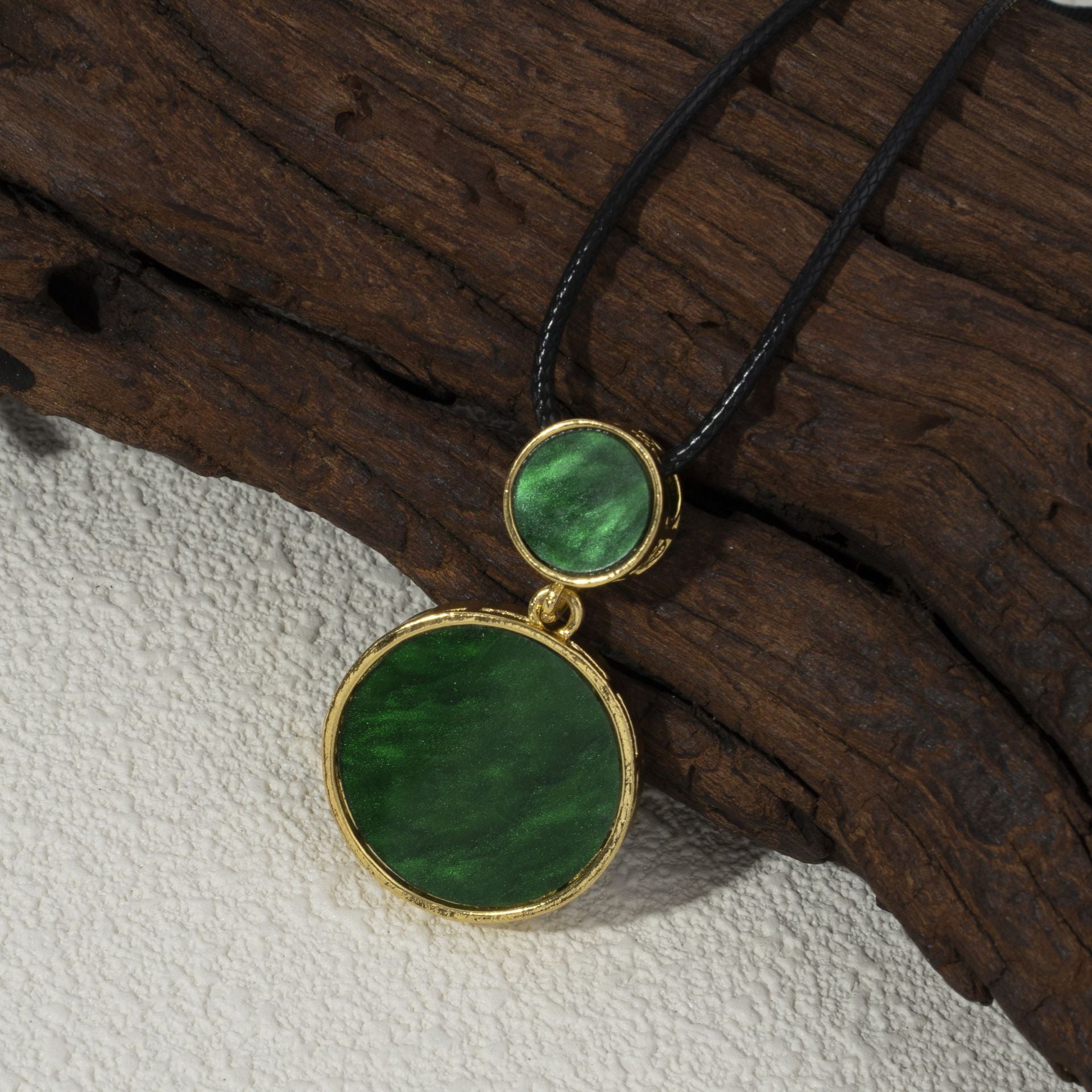 Wholesale Atmospheric round bamboo jasper pendant necklace