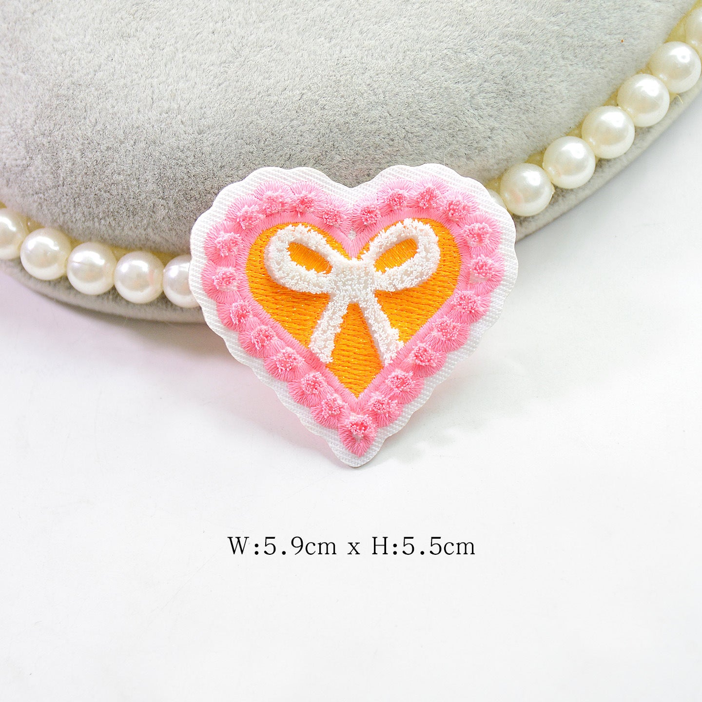 Wholesale Chic Pink Sequin Butterfly Embroidered Patch Felt Base DIY Sewing Decorative For Clothing Towels And Home Decor