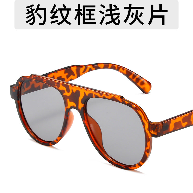 Wholesale Large frame leopard print sunglasses