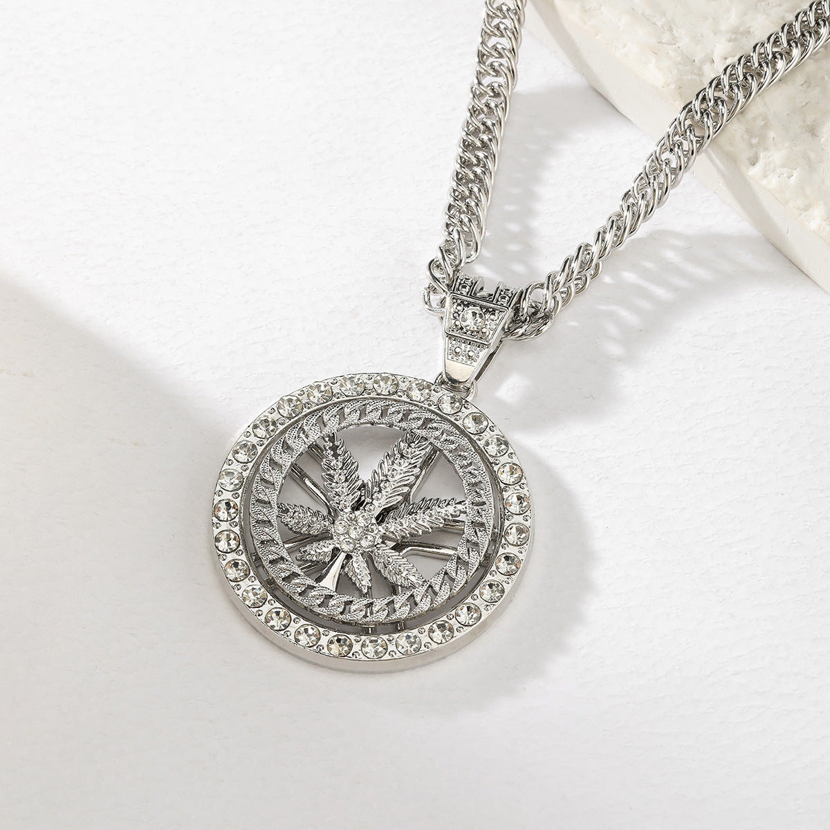 Wholesale Rotatable Clock and Diamond Personality Necklace