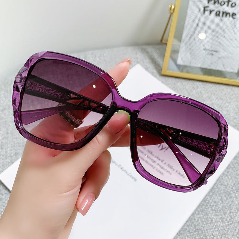 Wholesale 2025 new ladies sunglasses trendy fashion large frame sunscreen sunglasses holiday vintage sunglasses