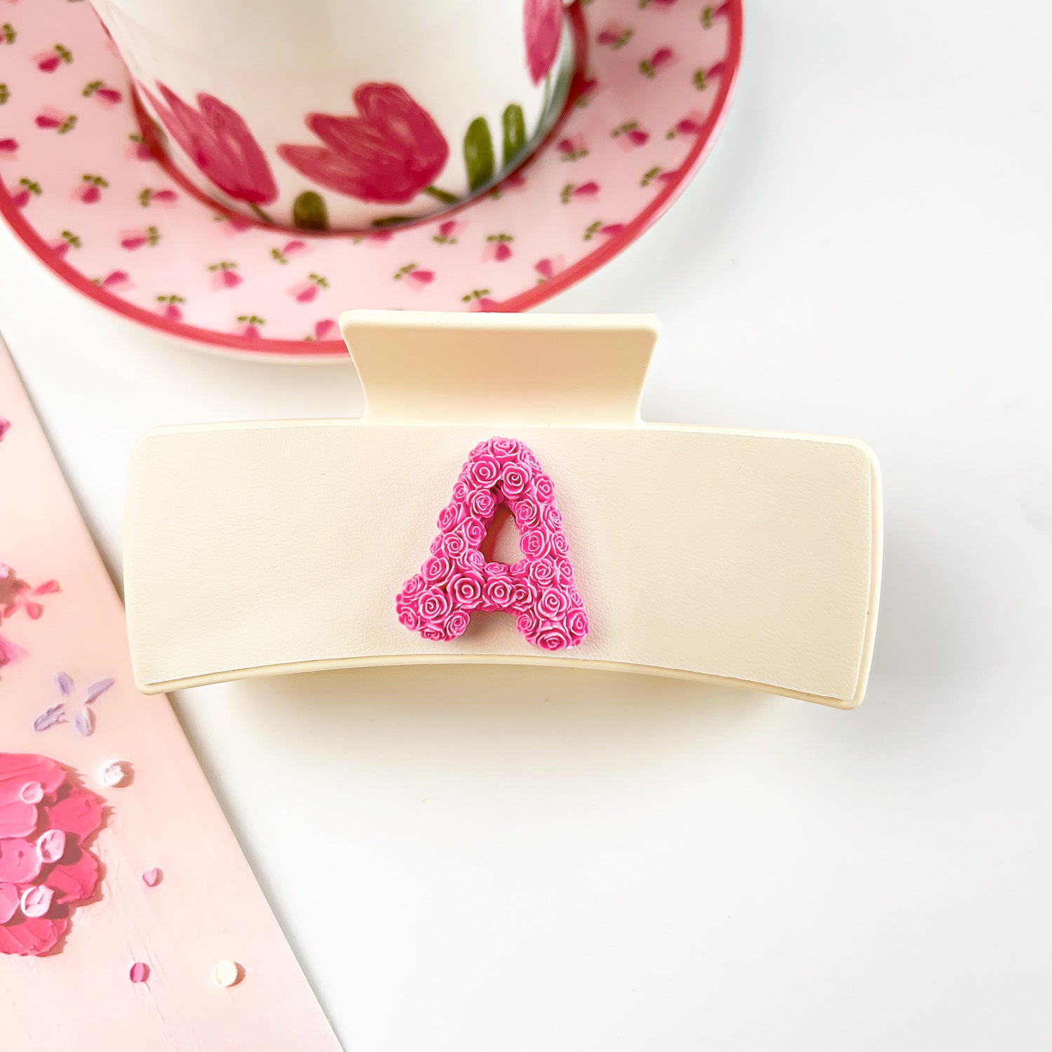 Wholesale Large Patch Heart Letter Clip