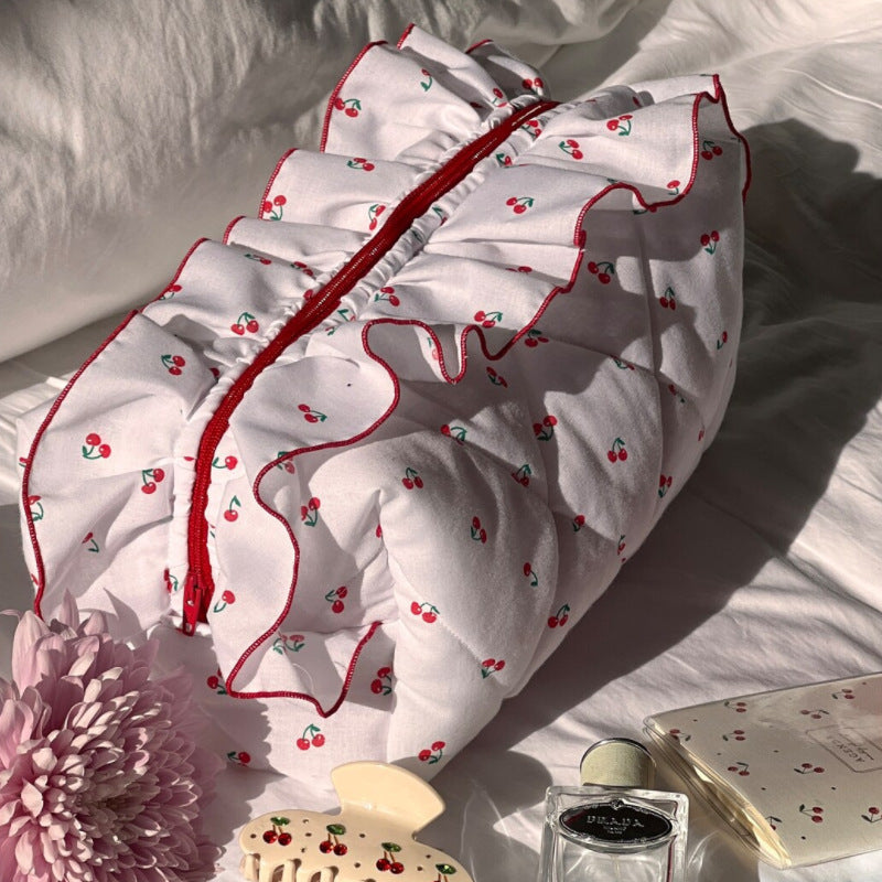 Wholesale Small Fresh Floral Makeup Large Capacity Storage Bag