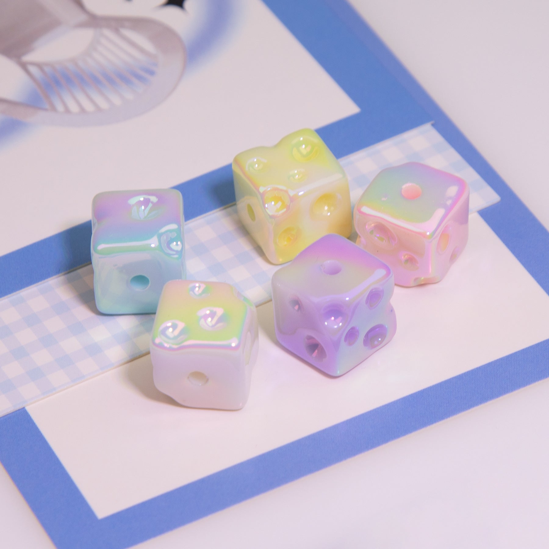 Wholesale 10pcs Two Color Cheese Cube Acrylic Luminous Beads