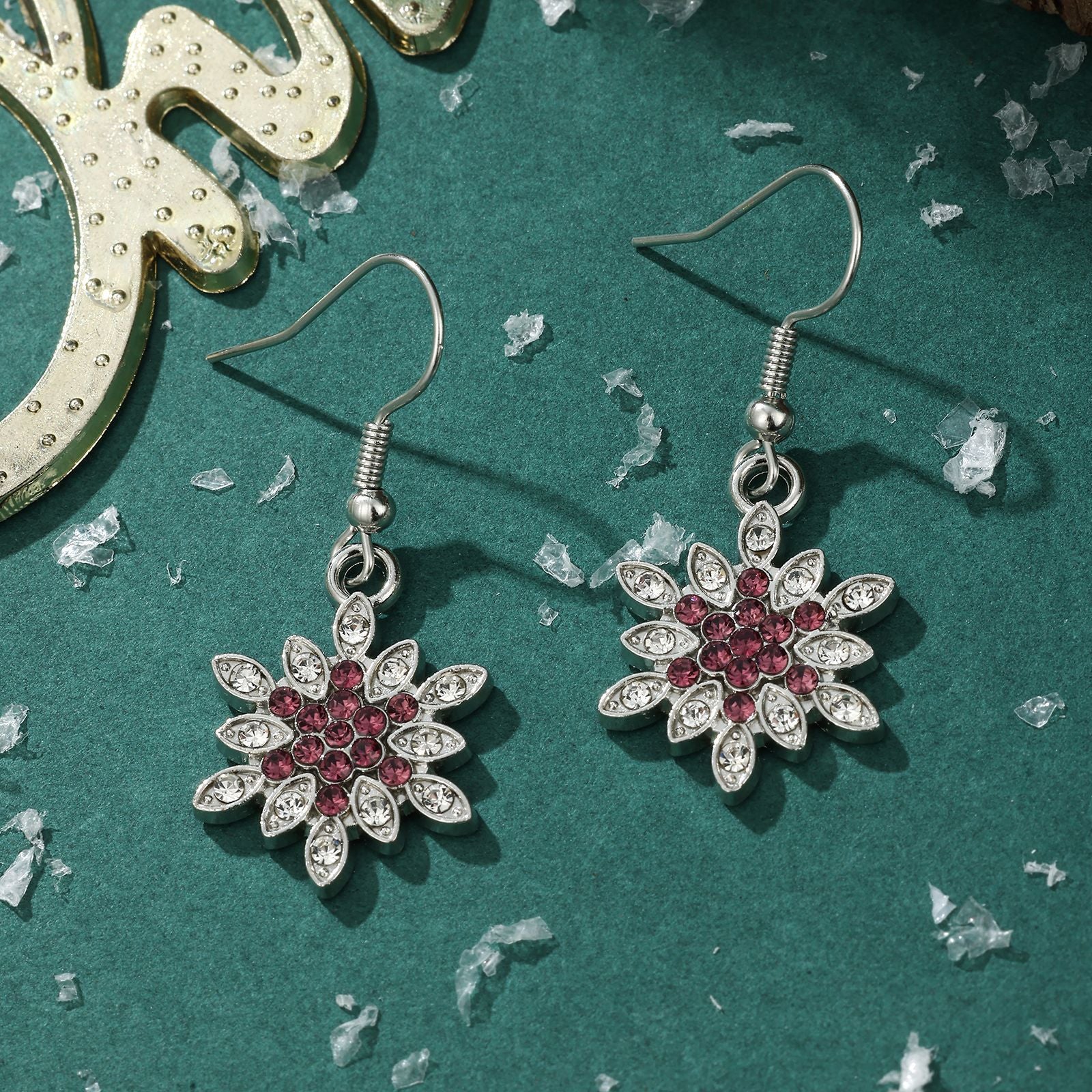Wholesale Chic Christmas Snowflake Earrings For Women Zinc Alloy Rhinestone Fashion Jewelry Party Gift