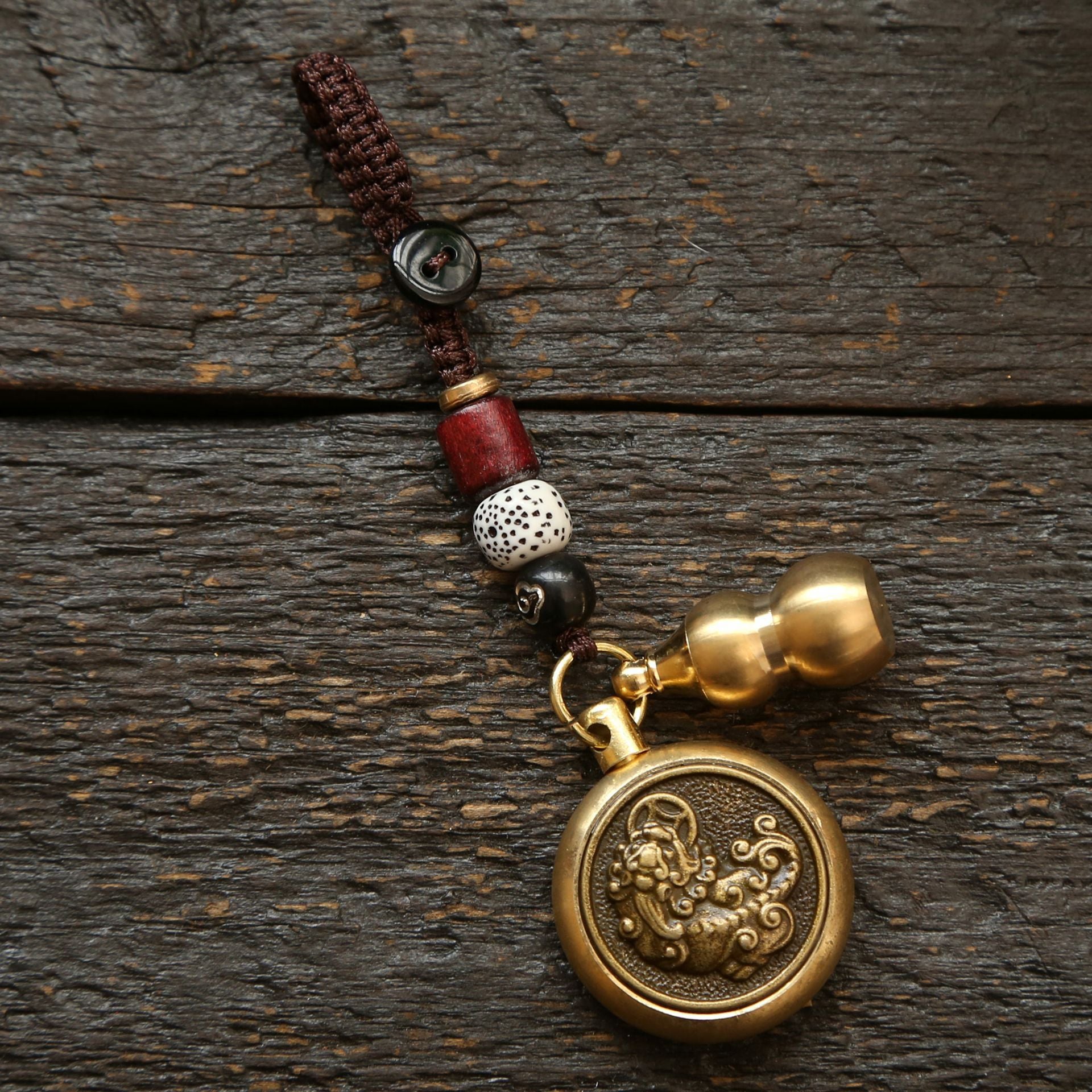 Wholesale Brass Pixiu Transfer to Five Emperors Money Weaving Rope Keychain