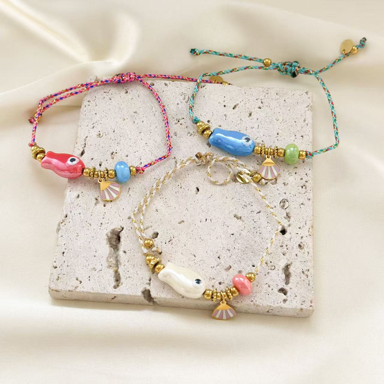 Wholesale Ocean Style Small Fish Ceramic Pendant Adjustable Titanium Steel Bracelets