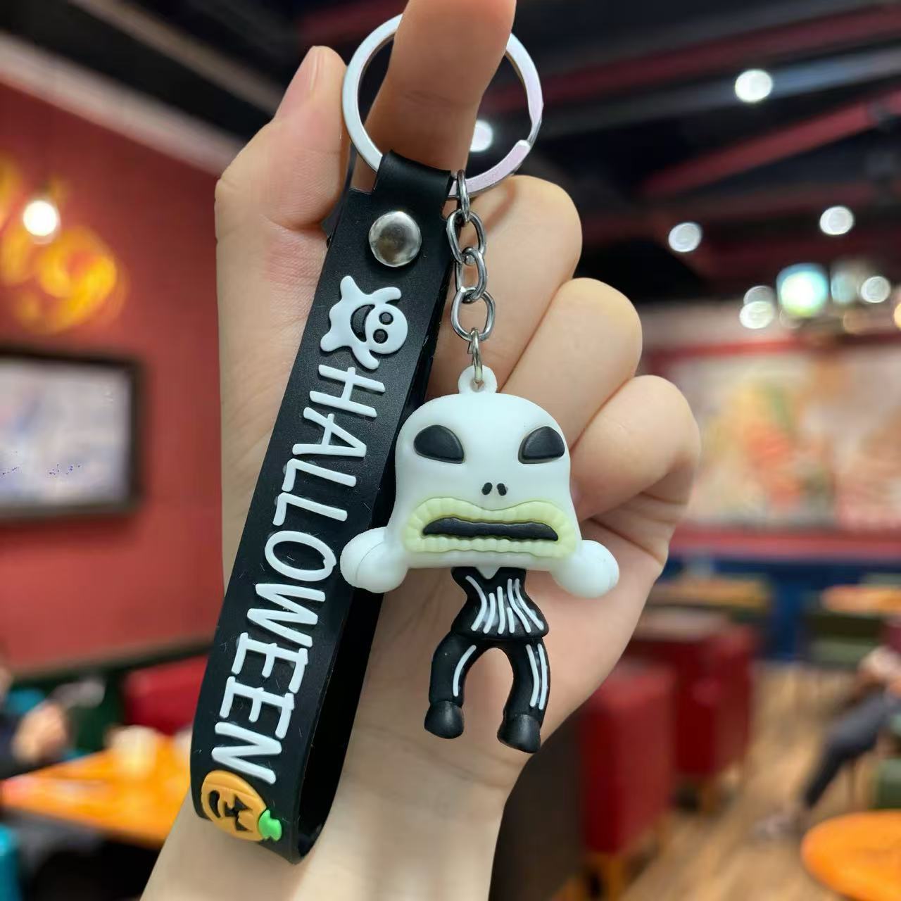 Wholesale  cartoon keychain