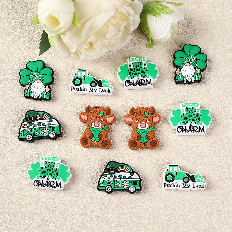 Wholesale 20pcs Cartoon Four Leaf Clover St. Patrick's Day Decoration Highland Cow Silicone Beads