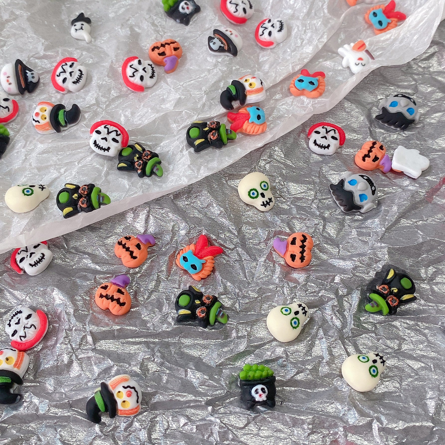 Wholesale 10PCS/Pack Halloween Little Ghost Pumpkin Resin Nail Decoration