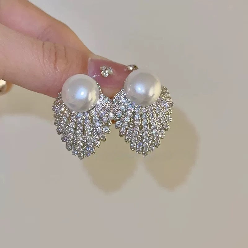Wholesale Bridal Pearl Drop Earrings Sparkly Tassel Design Alloy Jewelry White Party Fashion Accessory For Gift Boutique Resale