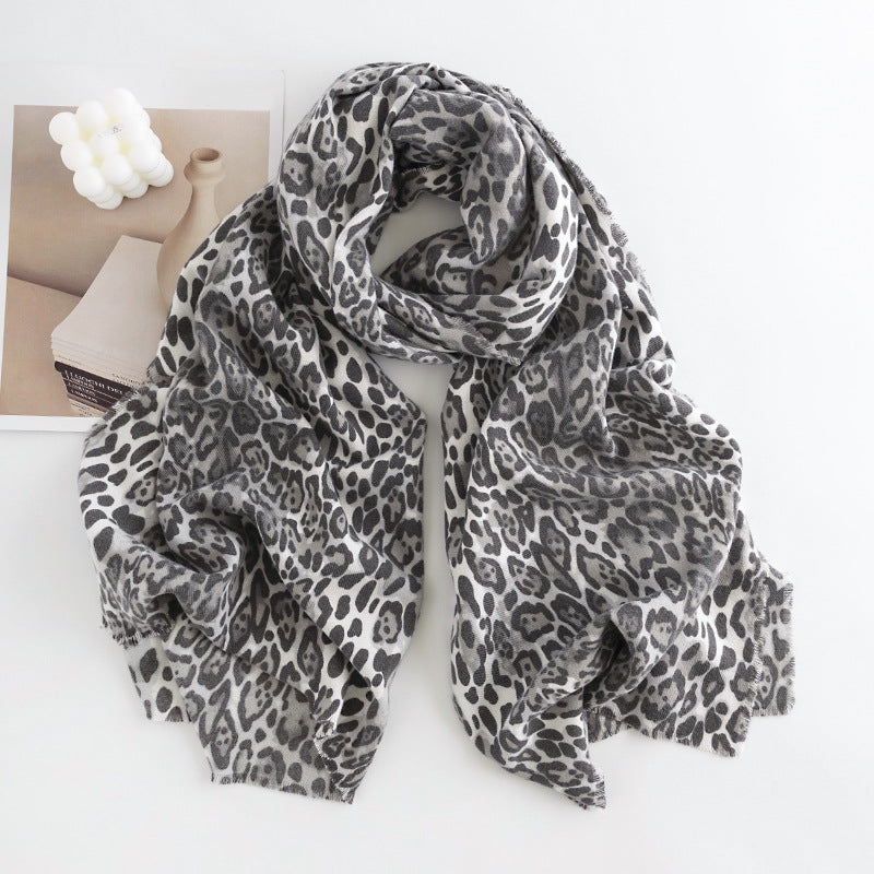 Wholesale 2023 Imitation Cashmere Autumn and Winter Leopard Print Short Fringed Leopard Print Scarf