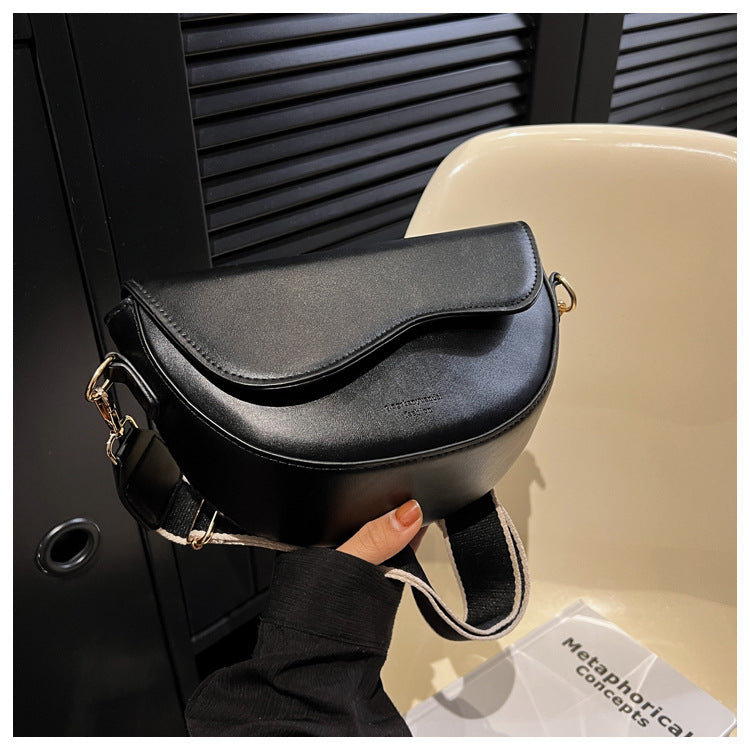 Wholesale One-shoulder Crossbody Fashionable Wide Shoulder Strap Bag