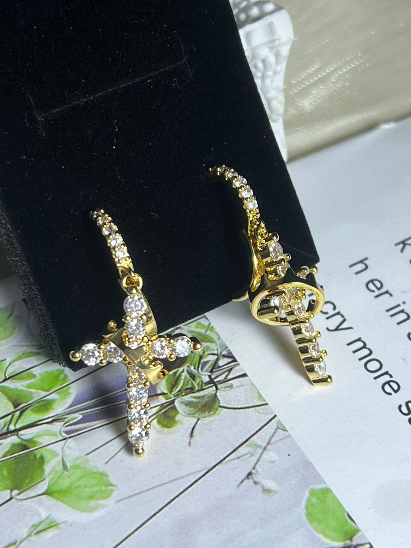 Wholesale Full Diamond Rotating Crown Cross Pendant Necklace