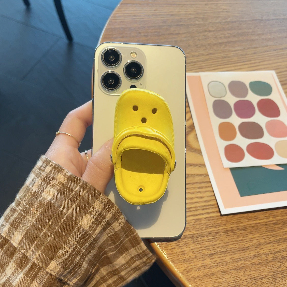 Zapatos de plástico para el bolsillo de bolsillo móvil al por mayor