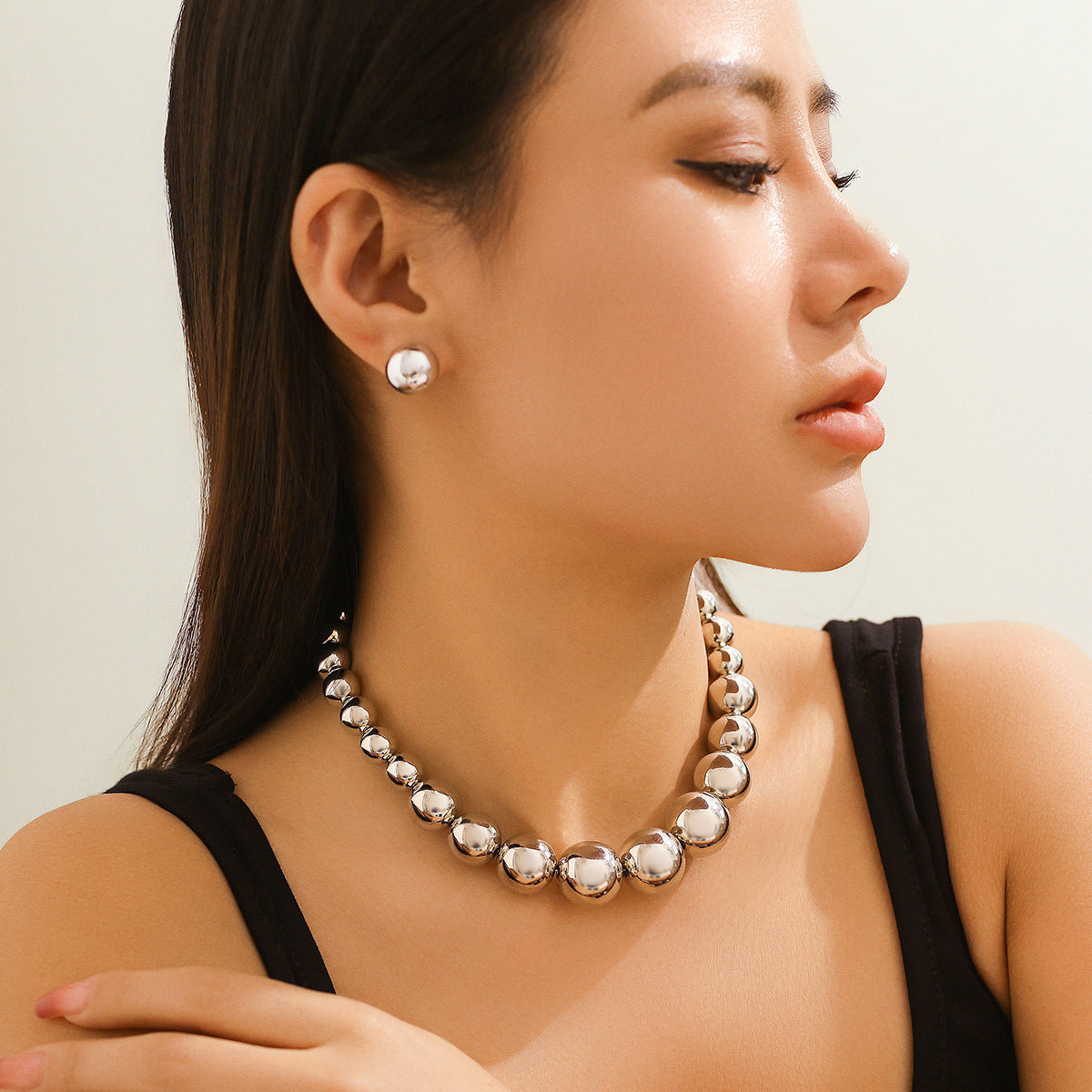 Wholesale Exaggerated Large Bead Pearl Necklaces