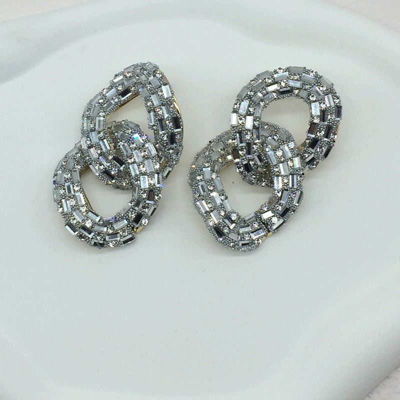 Wholesale Chain Shaped Diamond Inlaid Colored Earrings