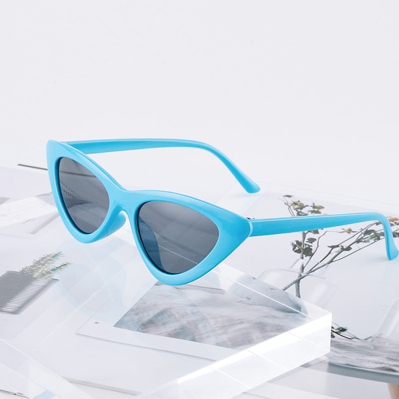 Wholesale Cat Eye Small Frame Triangular PC Sunglasses