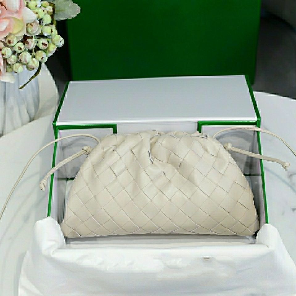 Wholesale Cloud Gold Soft Leather Pleated Dumpling Clutch Bag