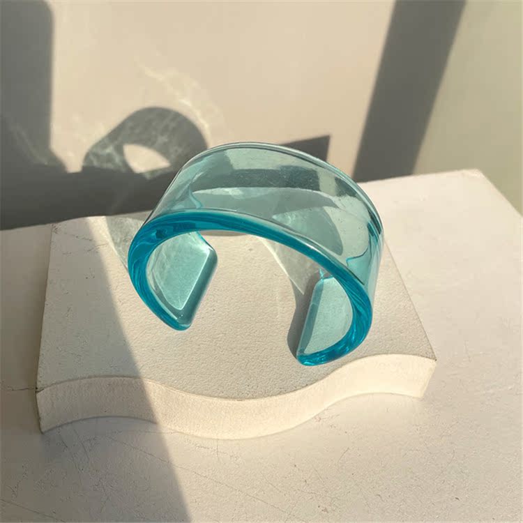 Wholesale Color Acrylic Simple Geometric Transparent Resin Bracelet