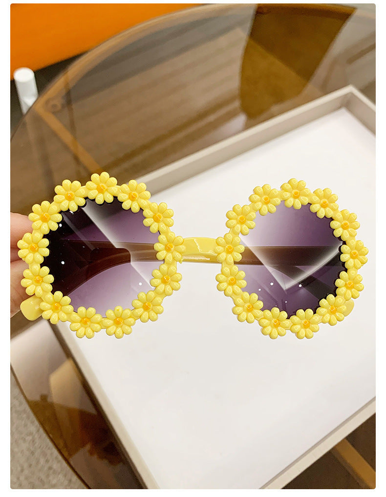 Wholesale Children's Cute Flower Sunglasses Travel Beach Sunshade Glasses Fashion Sunglasses