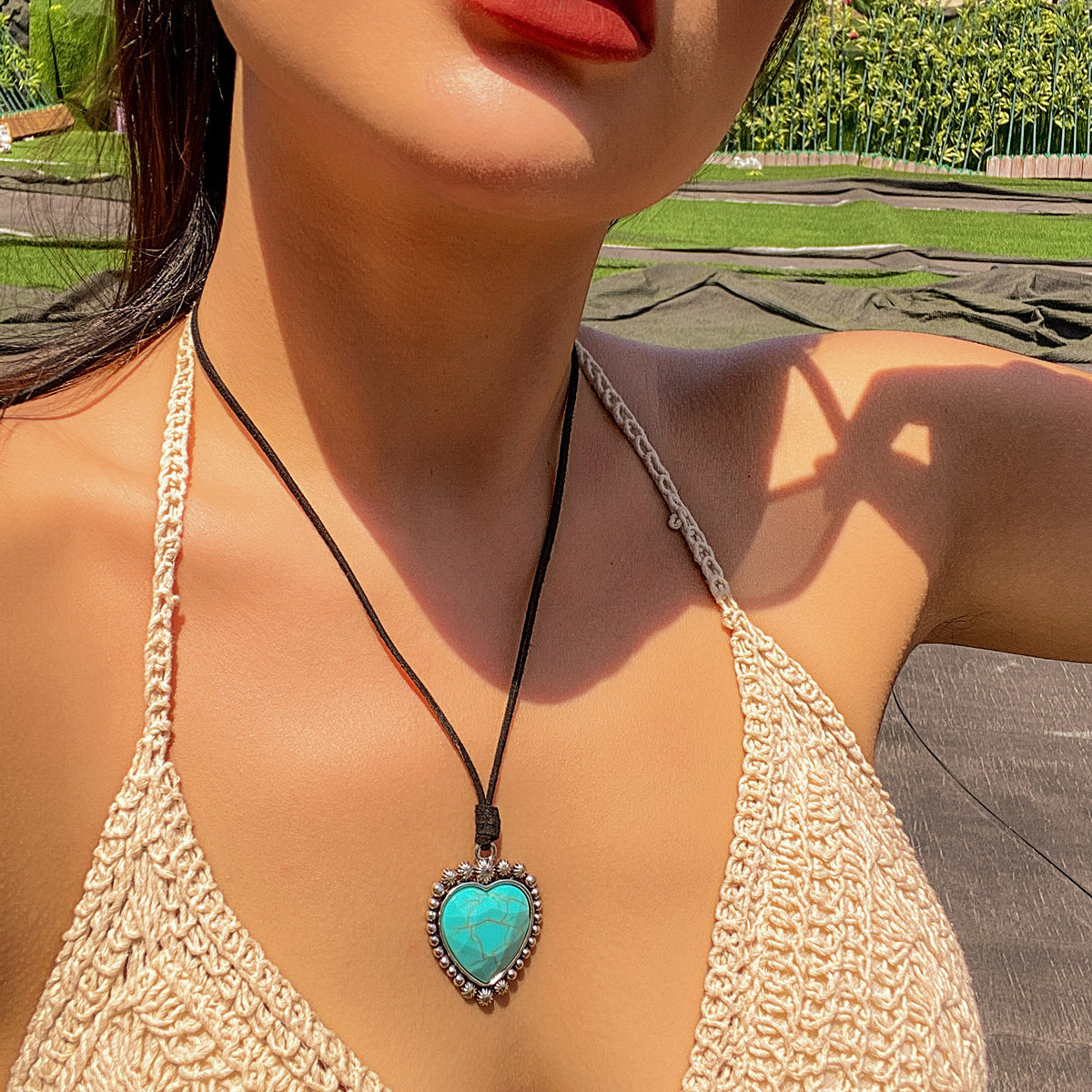 Wholesale Turquoise Love Pendant Adjustable Drawstring Collar
