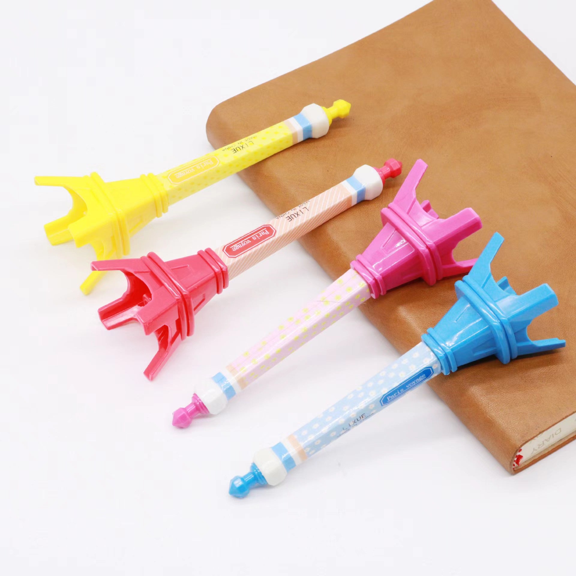 Wholesale Random Color Paris Tower Plastic Ballpoint Pen