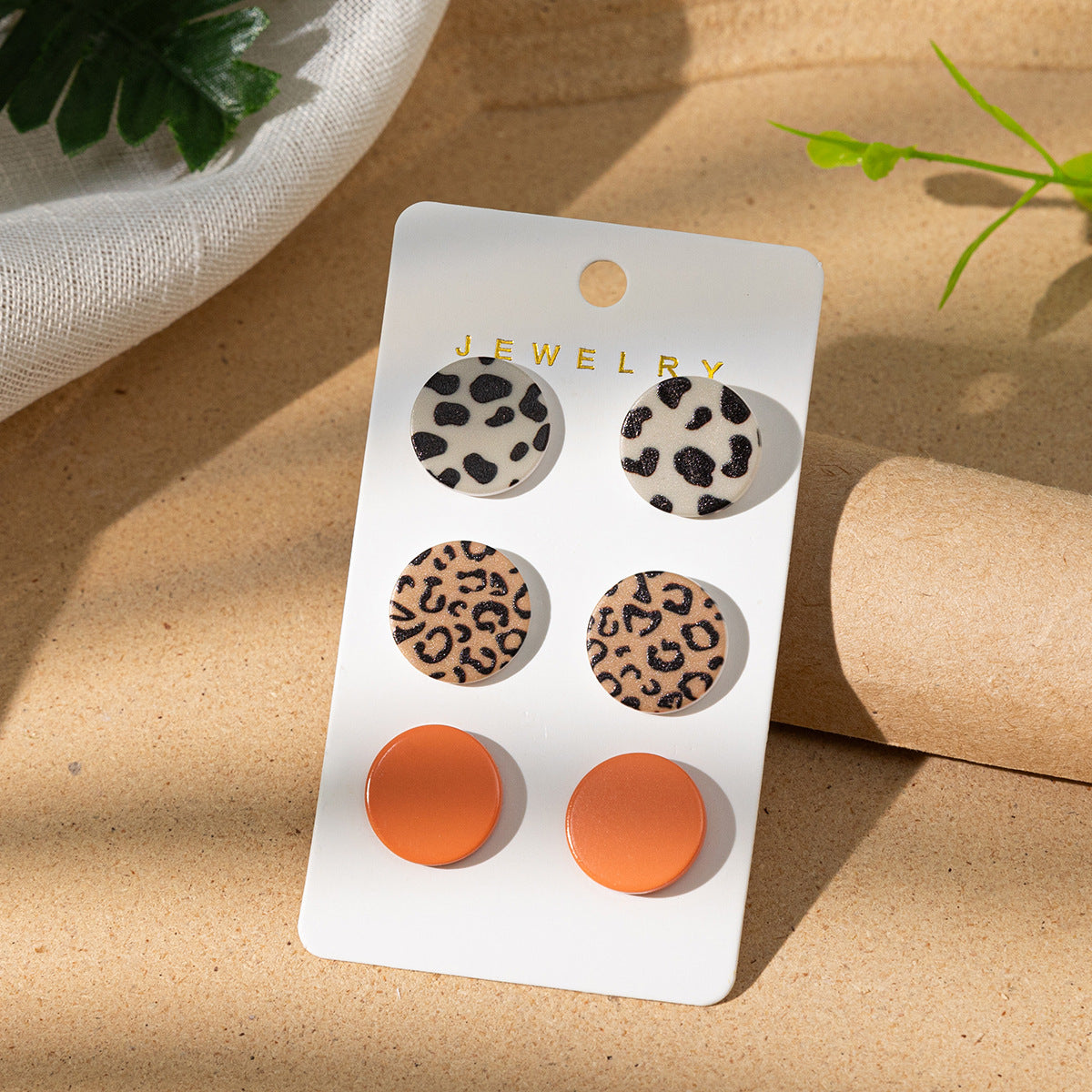 Wholesale design leopard acrylic earrings