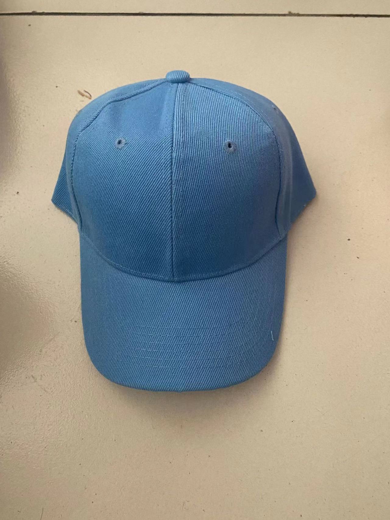 Wholesale 20 colors of black Velcro solid color baseball cap