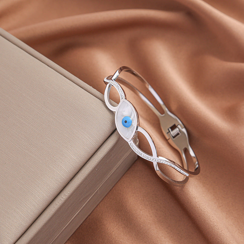 Wholesale Four Leaf Clover Love Gold Plated Titanium Steel Bracelet