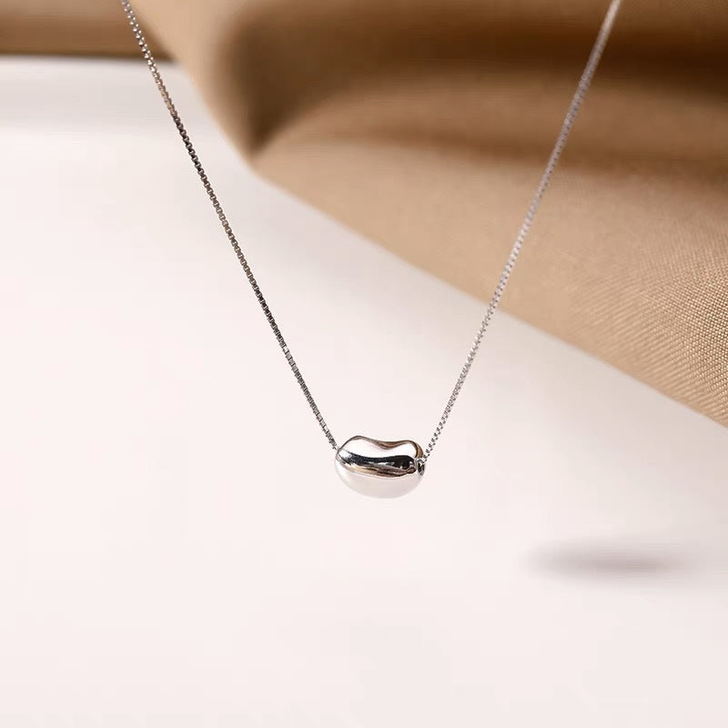 Wholesale s925 sterling silver lovesick bean necklace women's minimalist wind Net red bean clavicle chain Valentine's Day gift