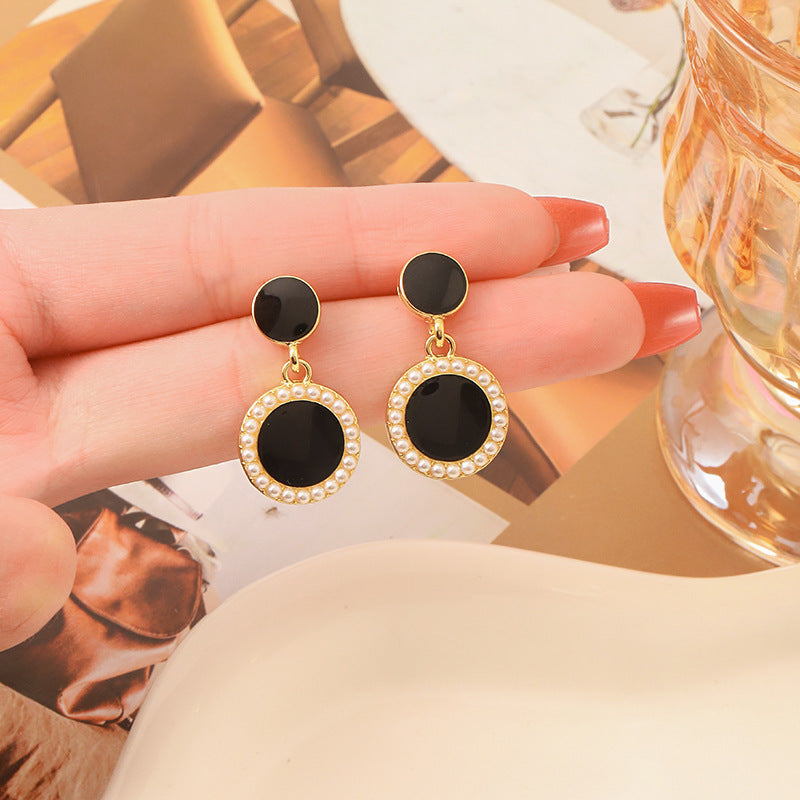 Wholesale Geometric Round Pearl Vintage Earrings