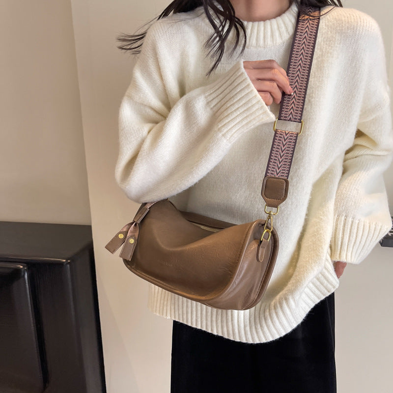 Wholesale Crossbody Single Shoulder Wide Strap Underarm Pillow Bag