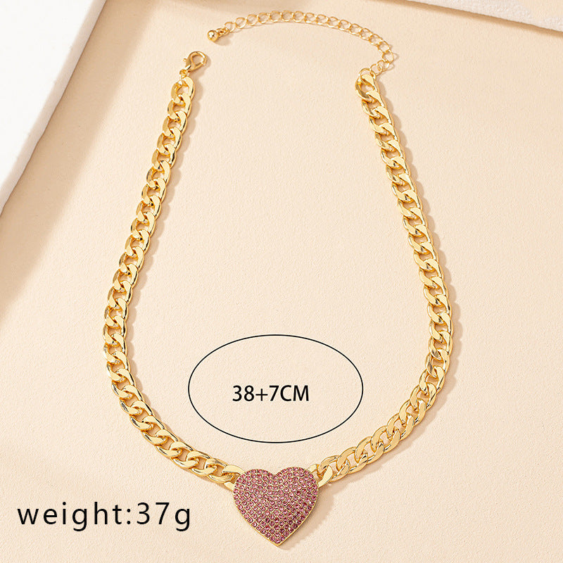Wholesale Alloy Electroplated Golden Heart Pendant Necklace Cuban Chain Women S Trendy Jewelry Accessory Casual Gift