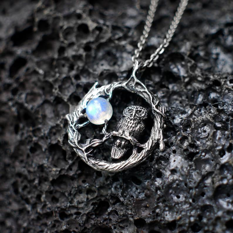 Wholesale Gothic Moonlight Stone Alloy Pendant Necklaces