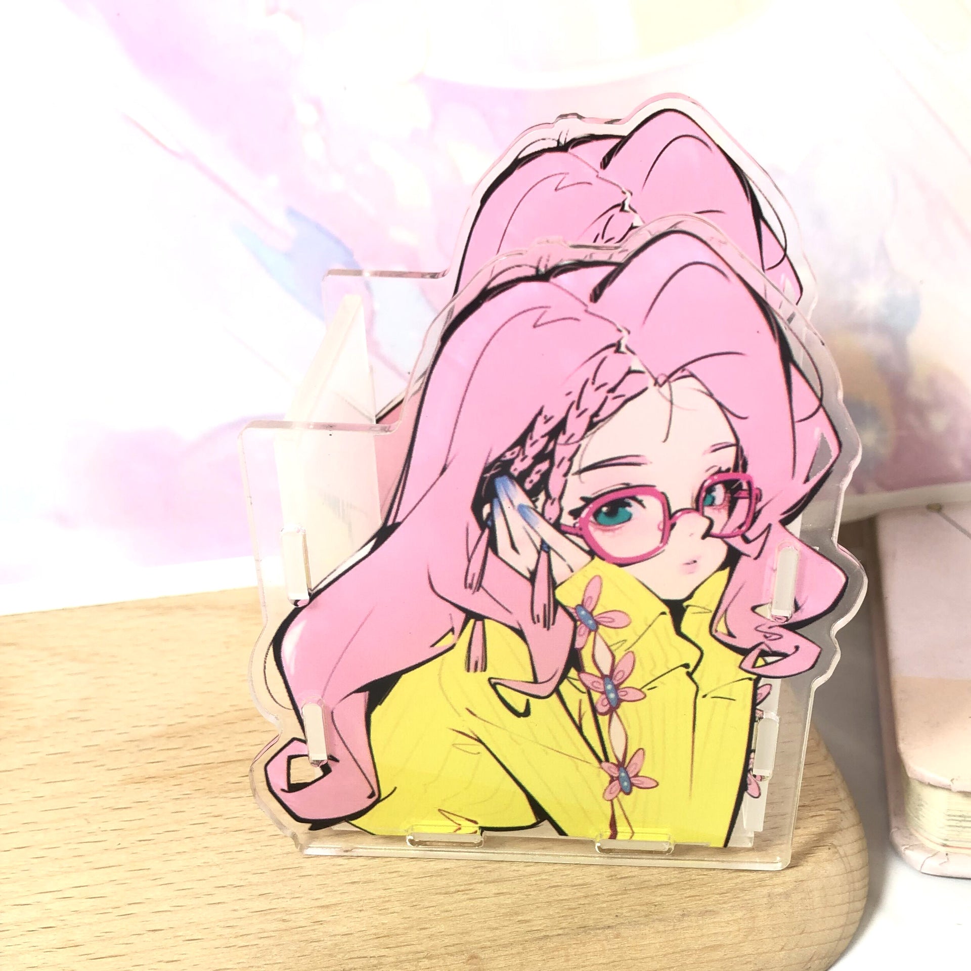 Wholesale  Creative Cute Cartoon Acrylic Pen Holder  OLY Exclusive
