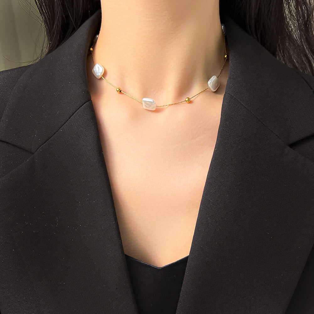 Wholesale Vintage Baroque Pearl Double Layer Clavicle Titanium Steel Necklace