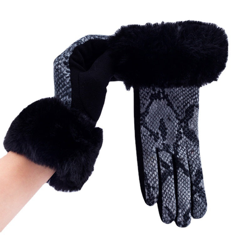 Wholesale Women's Winter Warmth Plush and Thick Cute Polyester Glove